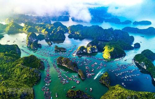 Việt Nam plans return of tourism and hospitality after COVID 19