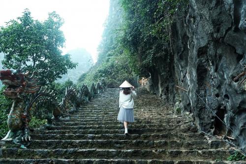 Mua Cave – A new “hot face” of Ninh Binh