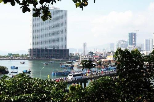 A river tour of Nha Trang City