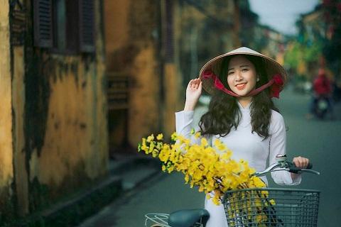 Vietnamese Ao Dai for Lunar New Year