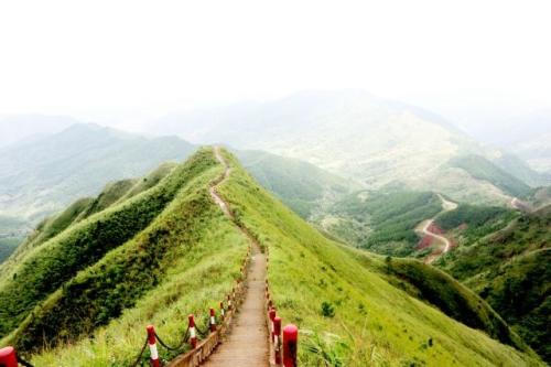 Quang Ninh Province: Explore the untouched beauty of Binh Lieu