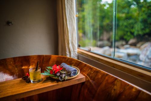 Red Dao herbal baths: a healing tradition